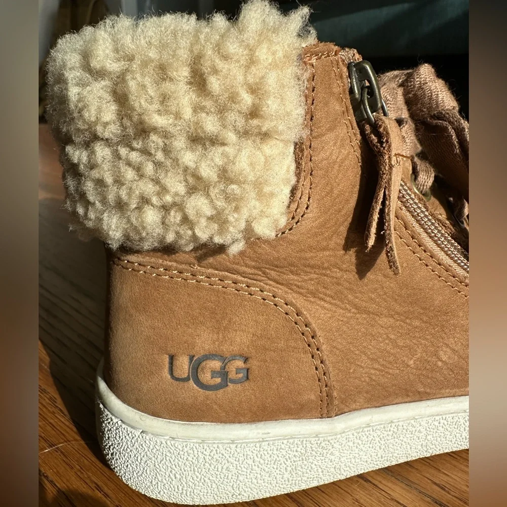 UGG High-Top Sneaker - Women’s 6.5 (US) - Picture 6 of 12